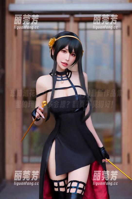想知道花リリ(Plant Lily)最新作品集里的玛琳有多会撩？翻页不见得好！